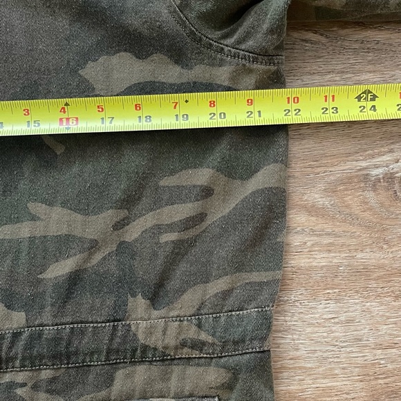 Jacket - Picture 6 of 10